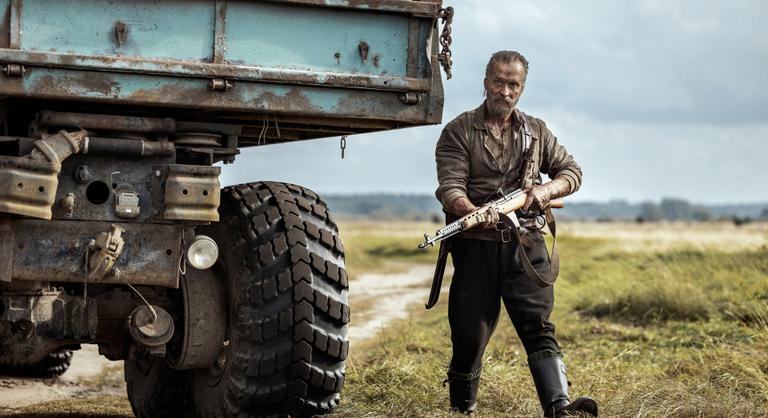 Úgy irtják a ruszkikat ebben az új akciófilmben, mintha kötelező lenne