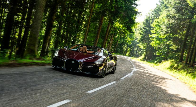 Ezért nem nulla kilométerrel kapják meg a 2,5 milliárdos Bugattit a vevők