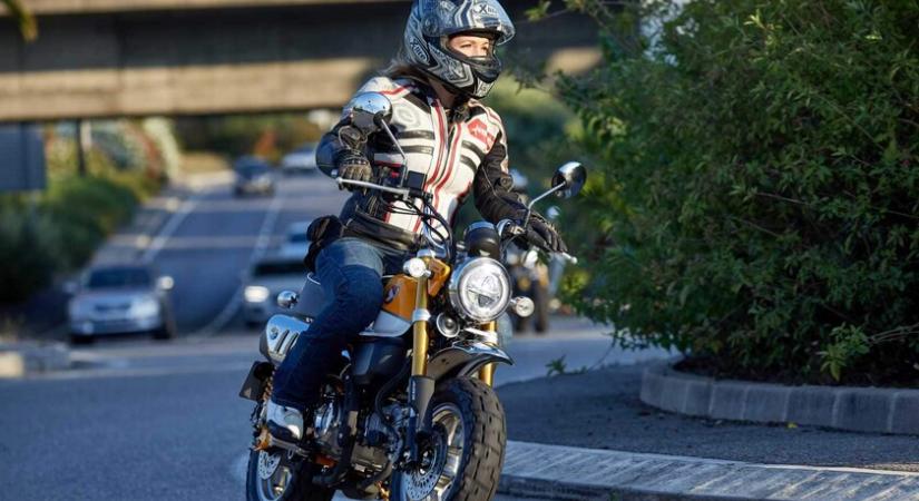 Évente hét munkanapon át rostokolunk a dugóban - Tovább nőttek a budapesti torlódások