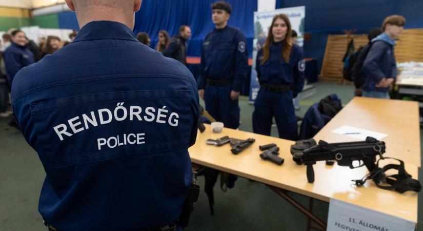 Hathavi pluszpénzt kapnak ebben az ágazatban