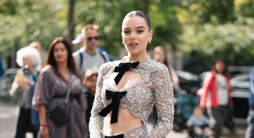 Hailee Steinfeld szinte mindent megmutat magából, így hódítja meg a férfiakat