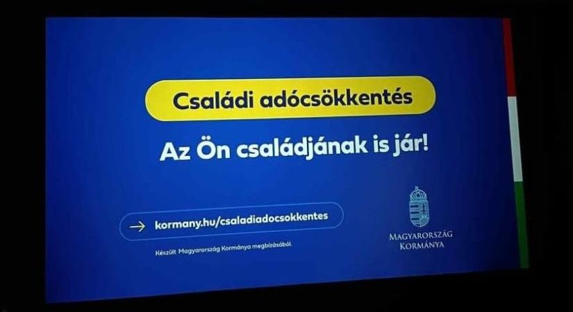 Már a gyerekfilmek előtt is megy a kormánypropaganda a mozikban