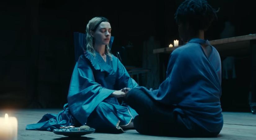 Megérkezett az első előzetes A Zöld Lovag alkotójának új filmjéhez, a Mother Maryhez, amelyben Anne Hathaway popsztárját megkísérti a múltja pár bizarr jelenetben