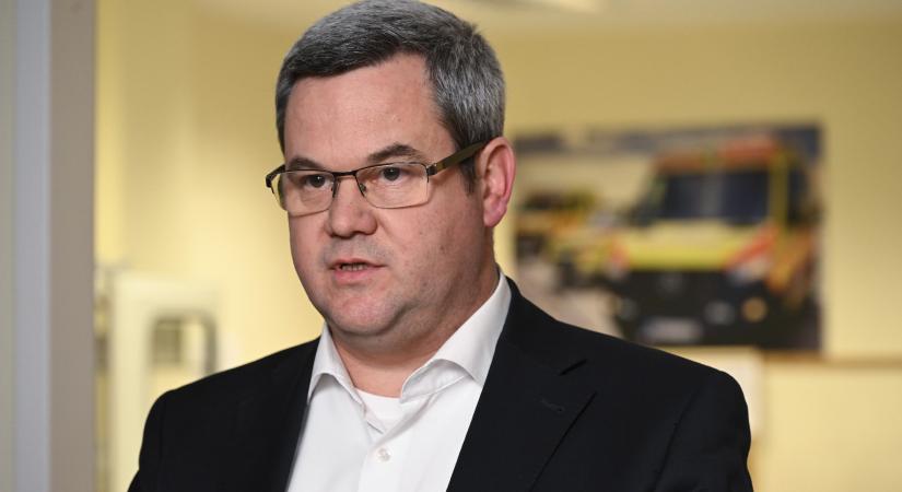 Elnézést kért trágár stílusáért Takács Péter