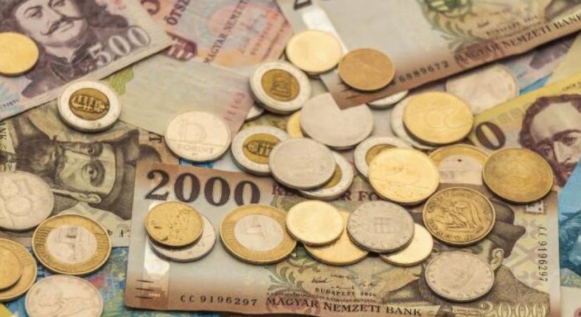 Fázott a forint, alig mozgott kedden