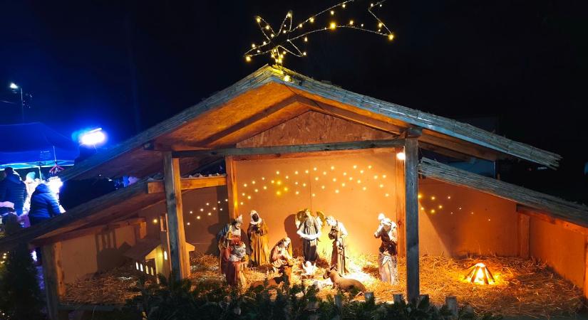 Amikor az adventi fények összekötnek: Rábagyarmat ünnepe