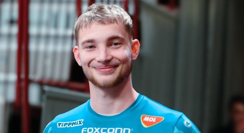 Krakovszki Bence tatabányai kézilabdázó távozik a MOL Tatabányától