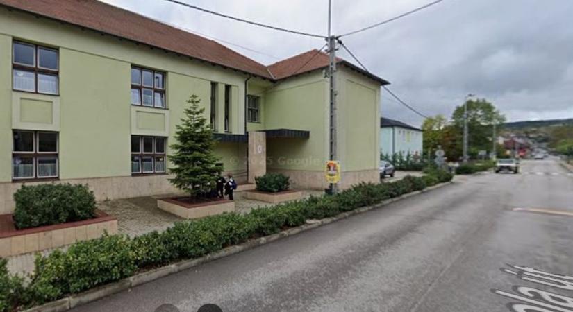 1500 négyzetméteres burkolatcsere Dorogon: megújul az iskolaudvar