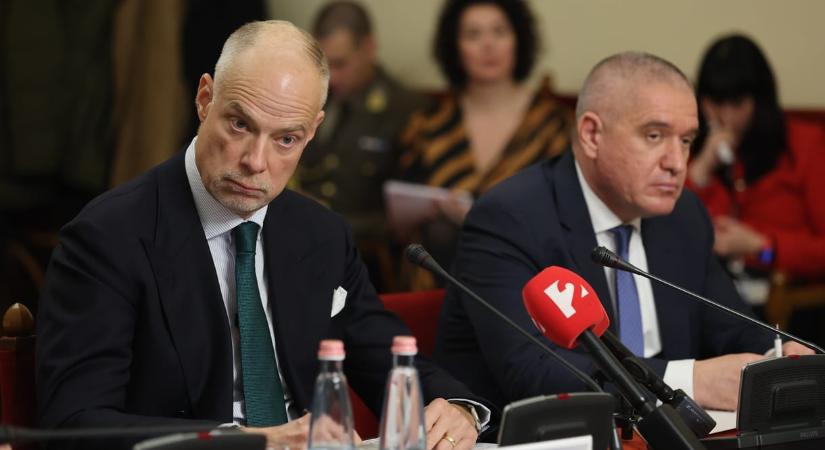 Szalay-Bobrovniczky: Idén 10, jövőre 40 honvéd megy Csádba