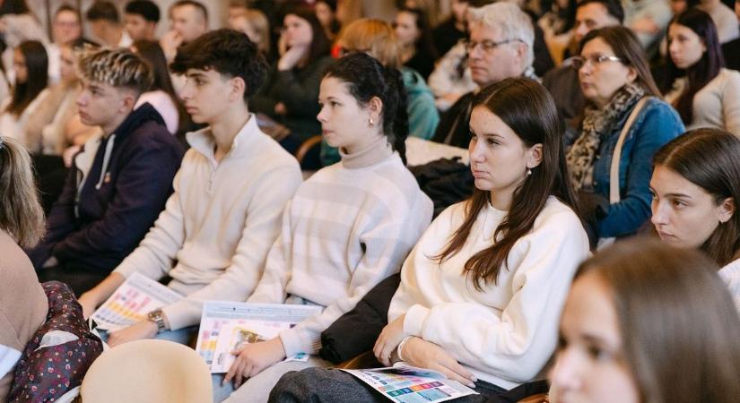 Az egri egyetem iránt nagy az érdeklődés – a nyílt napon is sokan voltak