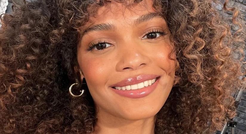 Megjegyezzük Ninoska nevét