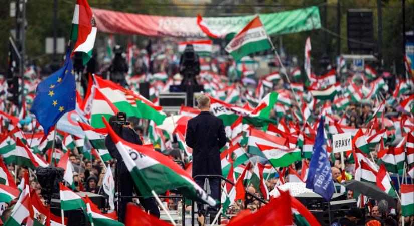 Az ország közel fele kormányváltást szeretne egy nagymintás kutatás szerint