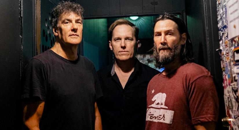 Magyarországon lép fel Keanu Reeves és zenekara