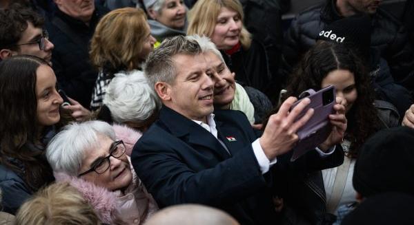 Sokkal többen szeretnének kormányváltást annál, hogy Orbánék maradjanak egy friss kutatás szerint