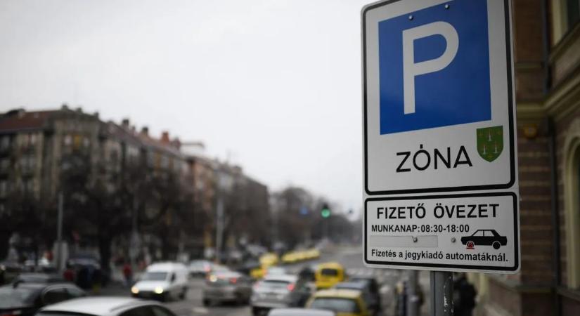 Vége az ingyenes parkolásnak Budapesten