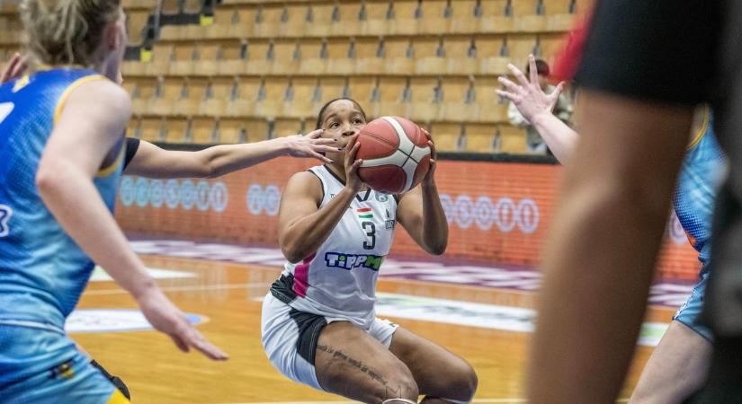 KK Deans a hónap legjobb női kosarasa