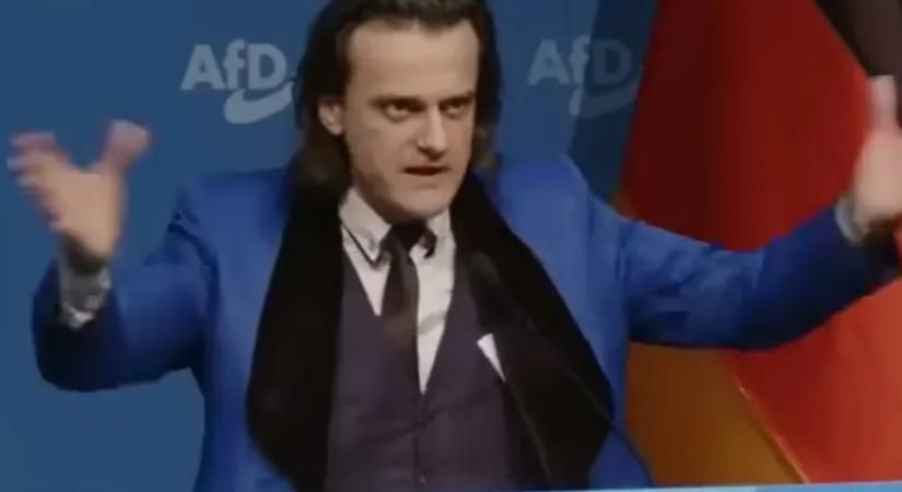 Hitler stílusát utánozva tartott beszédet egy politikus, kizárják a szélsőjobboldali AfD-ből