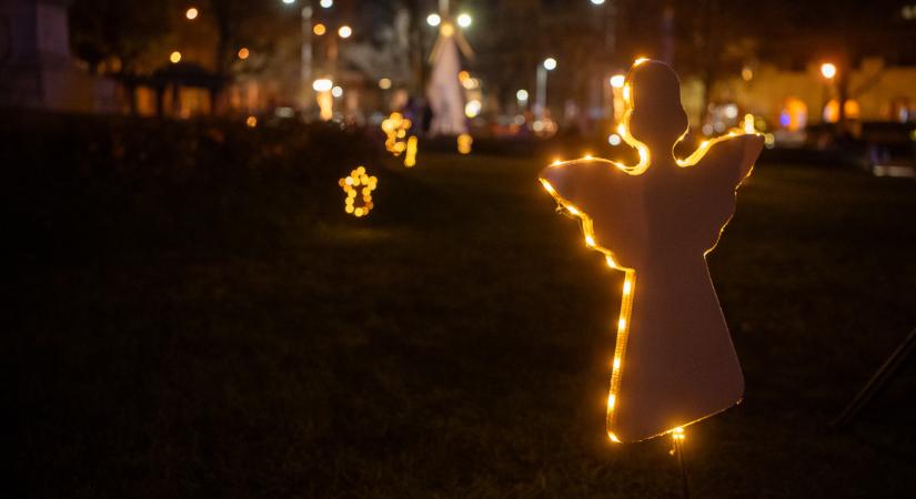 Megnyílt az Adventi Lélekkert Debrecenben – programok