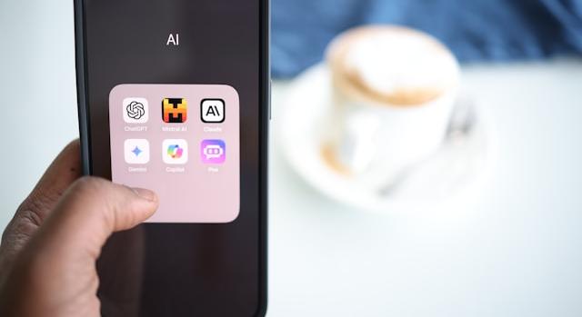 Kutatás: ez hiányzik a mesterséges intelligencia használatához a kkv-knál