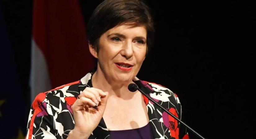 Dobrev Klára állig érő, göndör hajjal: az új, nőies fazonnal ennyire más