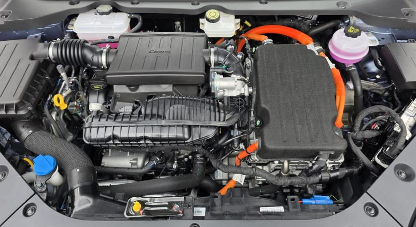 Kevesebb dolgozó, üresebb raktár: fékezett a BYD pátyi üzeme