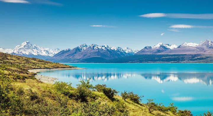 Veszélyben van a világ legtisztább tava, furcsa kéréssel fordultak a turistákhoz
