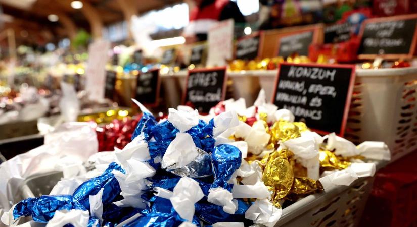 Elképesztő ízkombinációkat találtunk szaloncukorból a Mars téren, az egyiket tuti nem tippelné meg