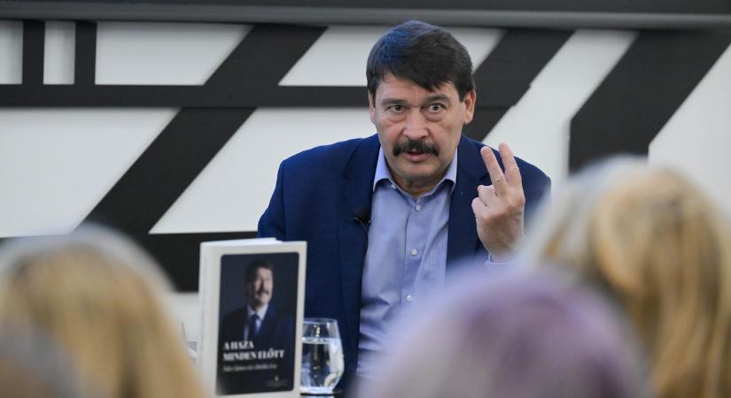 Áder János: A köztársasági elnöki munkát a méltóság és a hitelesség határozhatja meg