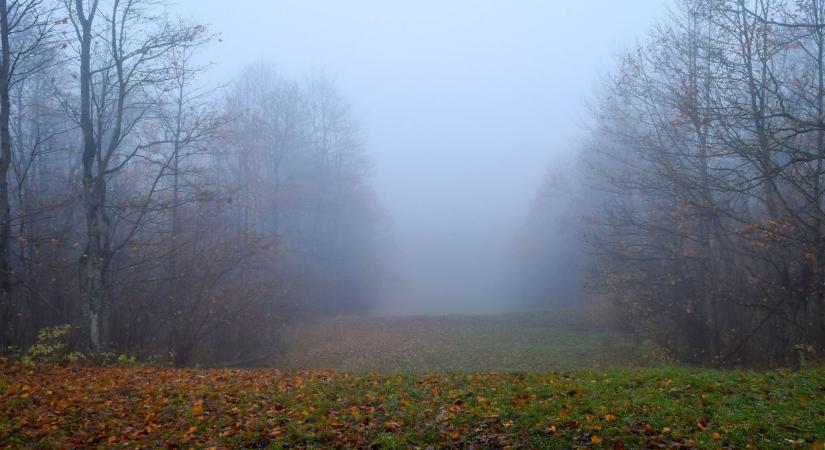 Borult, néhol tartósan ködös idővel folytatódik a szerda