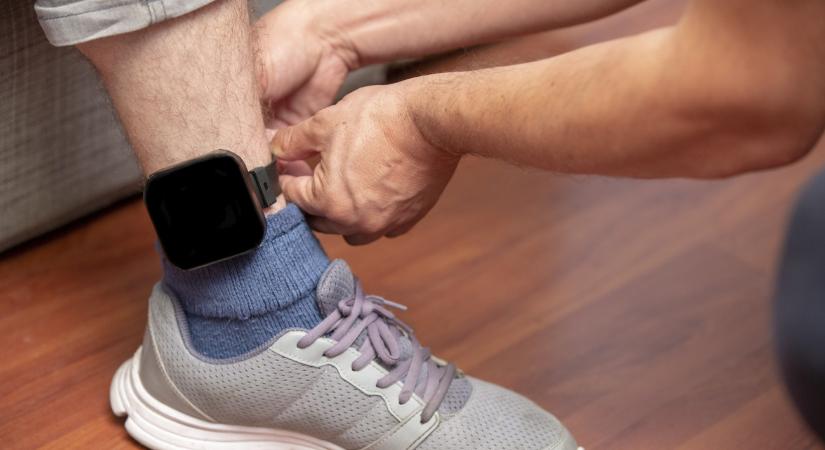 Előrelépés az áldozatvédelemben: januártól figyelheti a rendőrség és a sértett a bántalmazó mozgását