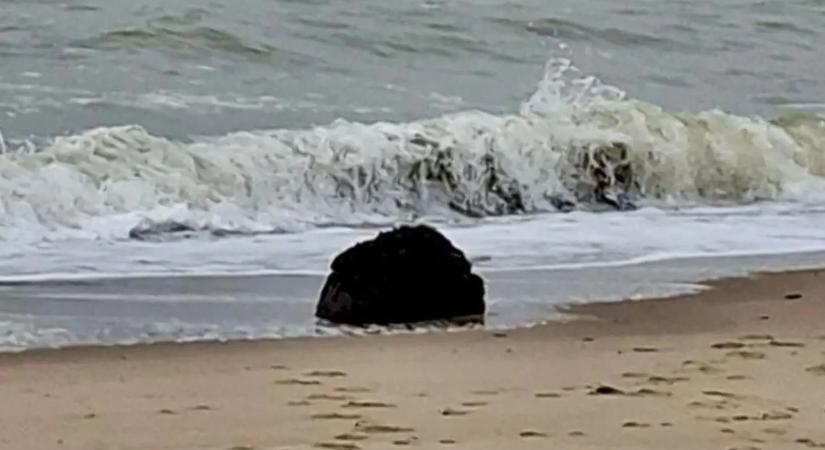 Vihar sodort a partra egy tengeri aknát Odessza megyében