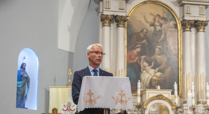 Soltész Miklós szomszédja másodfokon is elvesztette a telekvita miatt indított perét