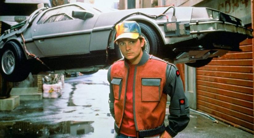 Michael J. Fox miatt cserélték le a Vissza a jövőbe franchise eredetileg kiválasztott színésznőjét