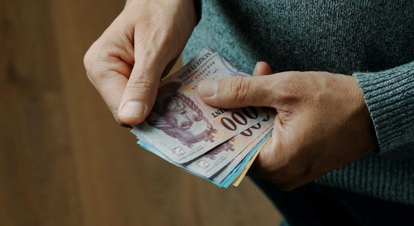 Gondoskodj a jövődről: így kaphatsz te is 150 ezer forint adóvisszatérítést
