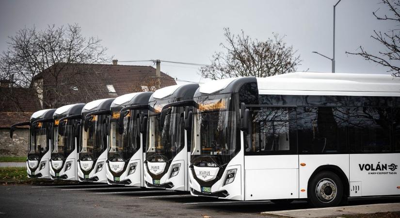 Tata utasainak szolgálatában az elektromos Ikarusok