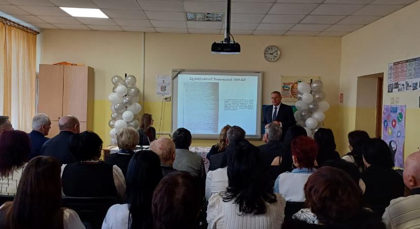 Felemelő jubileum: 220 éve szolgálja a tudást a Csongori Gimnázium