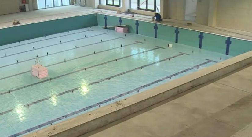 Szatmári: Tavasszal nyílhat meg a medence Topolyán, szauna is lesz