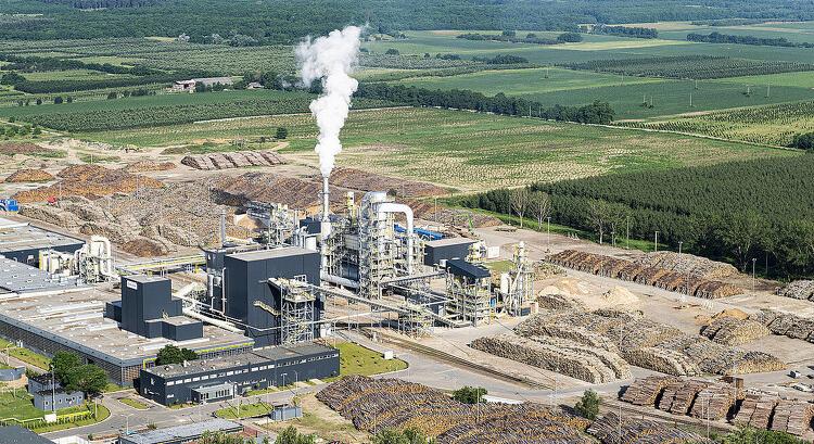 Húszmilliárdos beruházással bővíti gyártási kapacitásait a svájci faipari vállalat Kelet-Magyarországon