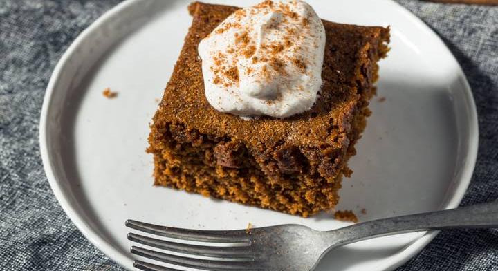 Pihe-puha mézeskalácsos kevert süti: fűszeres ízek szaggatás nélkül