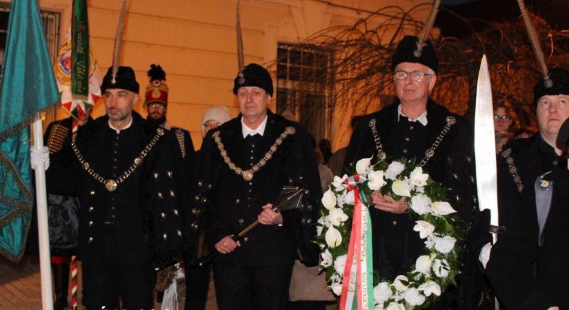 Jókai Mór és a komáromi szekeresgazdák