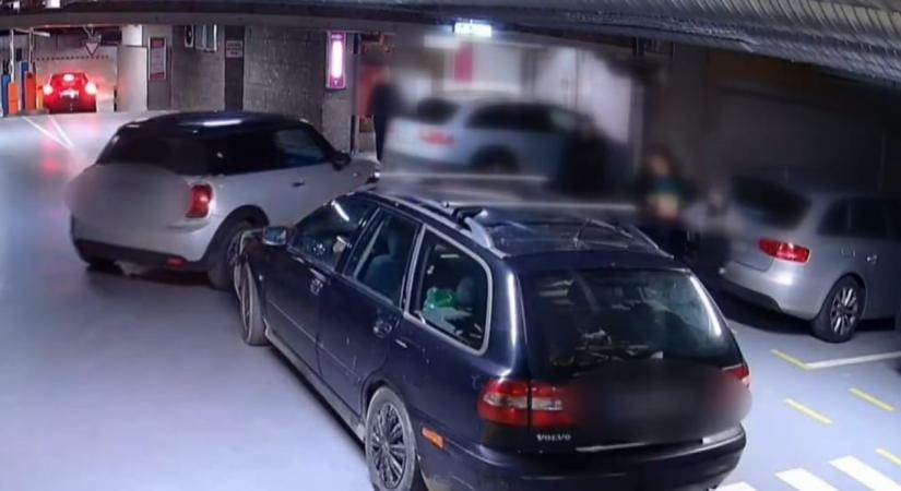 Videó: összevesztek egy parkolóhelyen, az egyik autós dezodorral fújta arcon a másikat Tatabányán