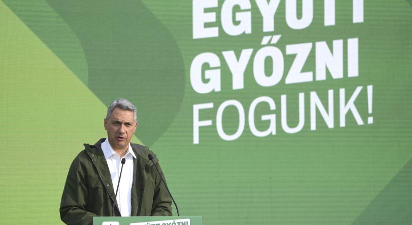 Sepsiszentgyörgyön tart lakossági fórumot Lázár János