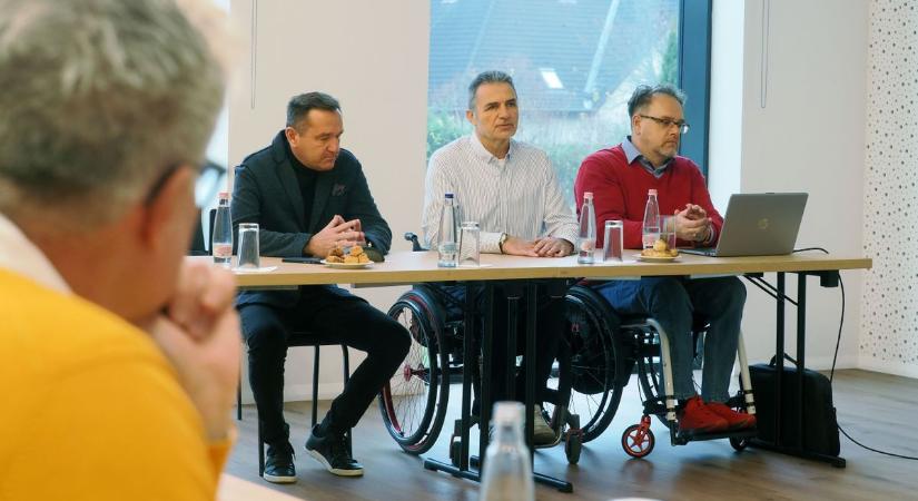 A mozgássérült vendégek új útmutatója: letölthető a Rolling App! (galéria)