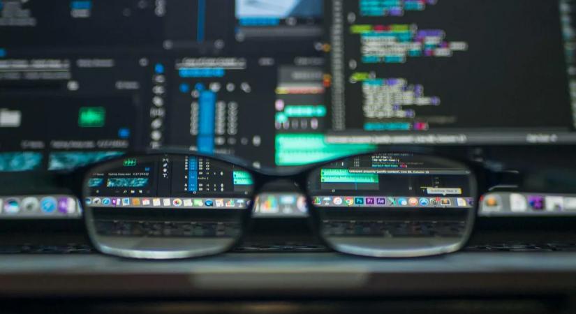 Figyeljen oda: két kattintás, és bekerül a NAV különleges adatbázisába