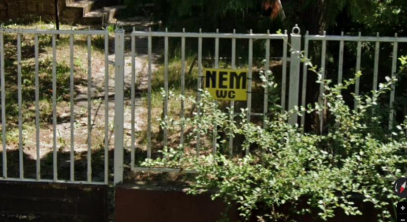 Elhagyatott óriás a Balaton partján: botrányosan romos az Akadémia kultikus épülete