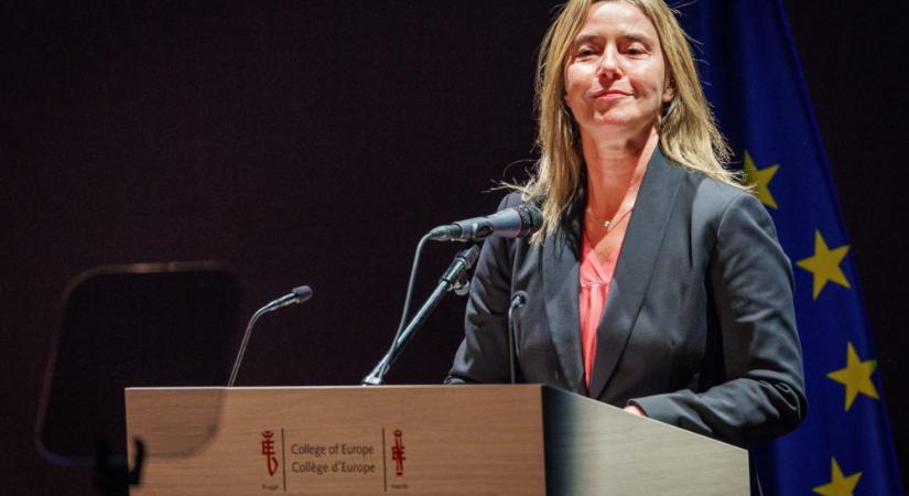 Csalás és korrupció gyanújával vádat emeltek az EU korábbi külügyi főképviselője ellen