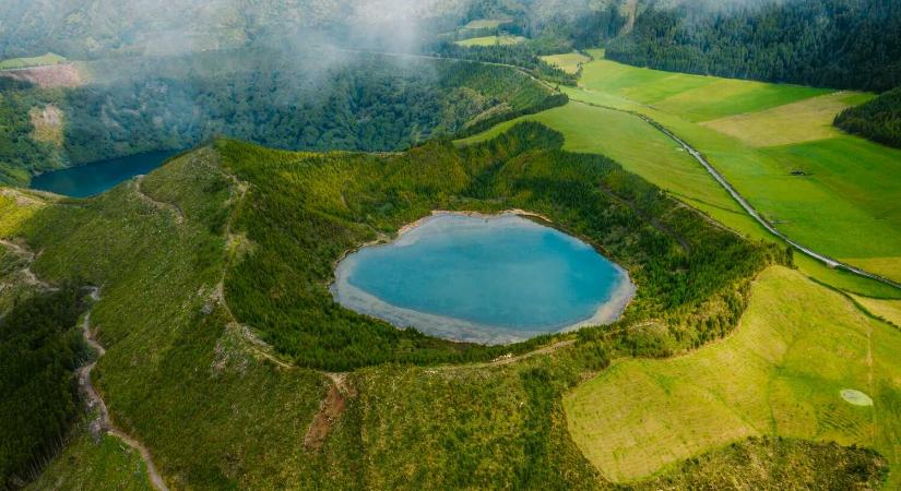 Megszünteti a népszerű szigetekre közlekedő járatait a fapados légitársaság