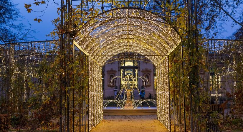Ingyenes adventi fénypark nyílt a Városligetben