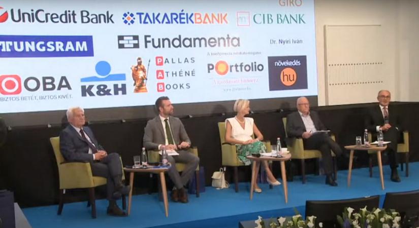 Halpern László a Kornai János Életmű Díj idei nyertese