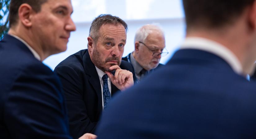 Hölvényi György: Magyarország a tagállami szuverenitás megőrzése mellett foglal állást